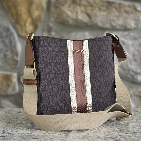 Michael Kors Jet Set Logo Center Stripe Small Brown Crossbody - Picture 1 of 9